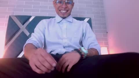 Jayden Morris online show from April 4, 2:10 am