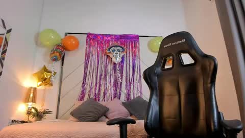 JAYDEN online show from May 2, 6:35 pm