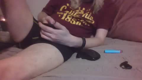 Snapshot of jayflgator chatting on March 5, 9:05 am jayflgator online show from March 5, 9:05 am