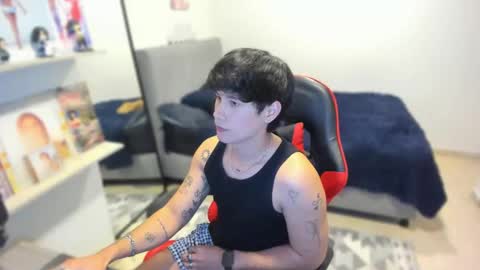 Snapshot of jayhotxxx chatting on January 27, 1:05 am Jay online show from January 27, 1:05 am