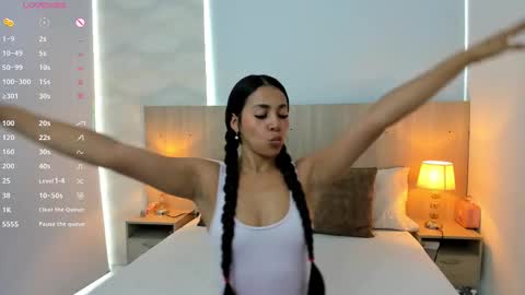 Snapshot of jaylen_sweet chatting on October 23, 11:31 am Jaylen Sweet OLINE 2 PM-10PM TIME COLOMBIA online show from October 23, 11:31 am
