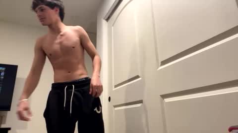 Snapshot of jayquickest chatting on February 28, 3:18 am Jaythequickest online show from February 28, 3:18 am