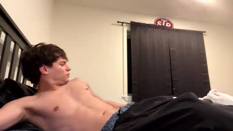 Snapshot of jayquickest chatting on March 1, 4:25 am Jaythequickest online show from March 1, 4:25 am