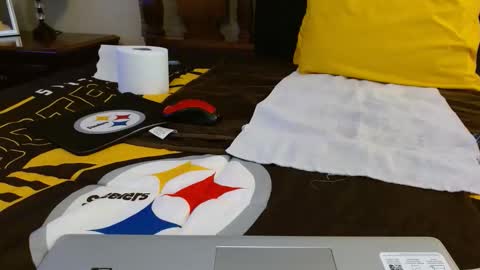 Snapshot of jayscott57 chatting on December 16, 7:41 pm Jay online show from December 16, 7:41 pm