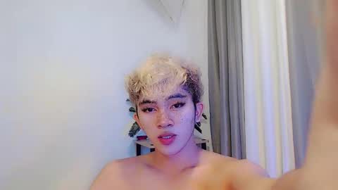 jaysee_hugecox online show from May 20, 6:58 pm