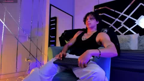 Jay Taylor online show from May 26, 11:39 am