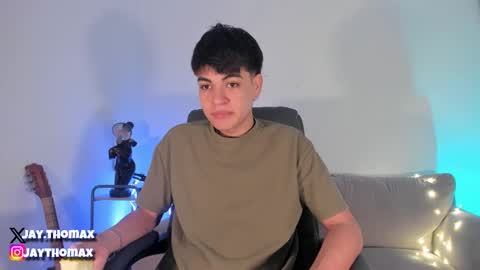 Snapshot of jaythomax chatting on January 30, 9:04 pm jaythomax online show from January 30, 9:04 pm