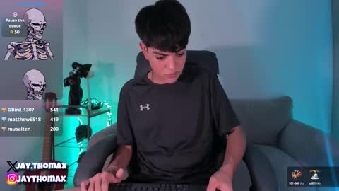 Snapshot of jaythomax chatting on February 8, 12:06 am jaythomax online show from February 8, 12:06 am