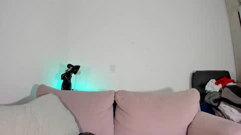 Snapshot of jaythomax chatting on February 13, 10:22 pm jaythomax online show from February 13, 10:22 pm