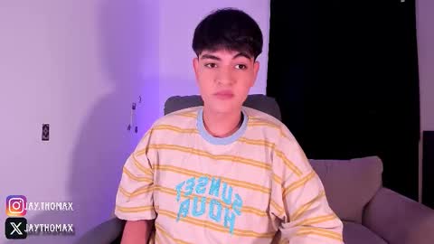 Snapshot of jaythomax chatting on September 29, 12:05 am jaythomax online show from September 29, 12:05 am