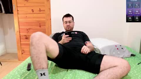 Snapshot of jayxcee_official chatting on December 16, 4:13 am jayxcee OFFICIAL online show from December 16, 4:13 am