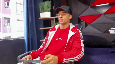 jaze_bradley online show from November 21, 11:20 am