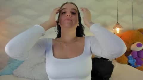 JAZLIN ANGELS online show from January 19, 7:01 am