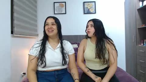 Snapshot of jazmin_dharius chatting on May 16, 5:15 am Jazmin and Scarlett online show from May 16, 5:15 am