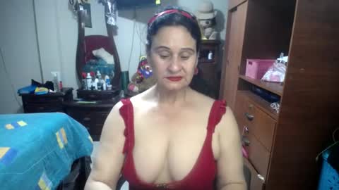 jazmim online show from July 19, 12:09 pm