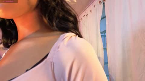 Jazmin  online show from October 28, 11:36 am