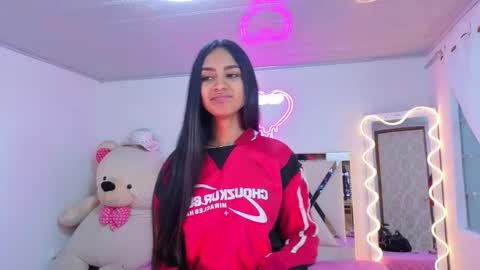 Jazmin  online show from November 30, 11:58 am