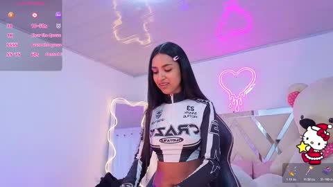 Jazmin  online show from December 20, 11:50 am