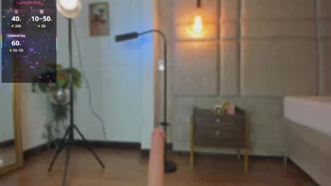 Snapshot of jazmine_21 chatting on May 2, 7:41 pm Jasmine online show from May 2, 7:41 pm