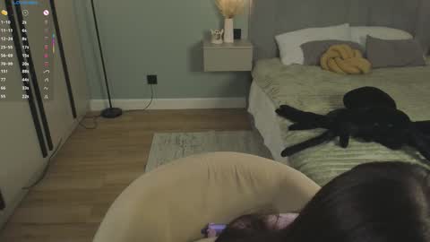 Mira the personal mirage D online show from November 3, 7:04 pm