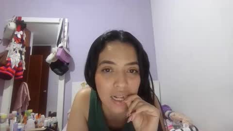 jazminojeda online show from April 30, 5:03 am