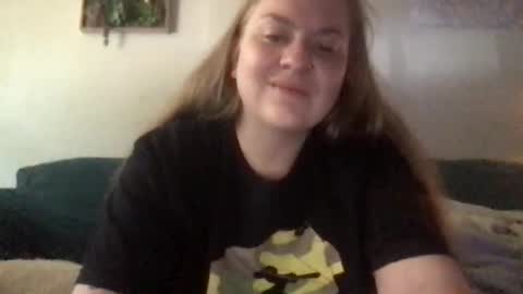 Snapshot of jazzylynn27 chatting on October 15, 7:58 pm jazzylynn27 online show from October 15, 7:58 pm