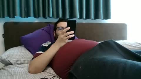 Josbon23 online show from March 8, 9:13 am