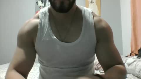 Snapshot of jbrand20 chatting on November 1, 5:09 am J Brand online show from November 1, 5:09 am