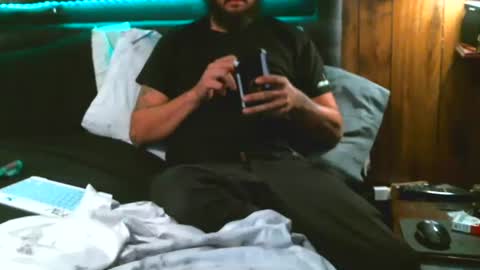 Snapshot of jbsfunhouse chatting on November 30, 11:20 pm jbsfunhouse online show from November 30, 11:20 pm