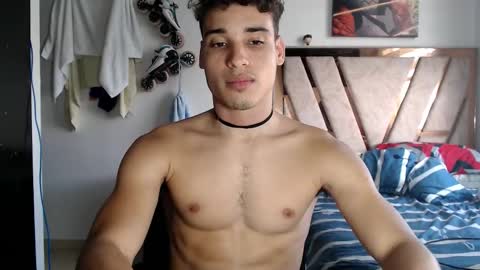 Lin online show from February 9, 9:41 pm