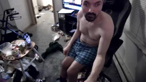 Snapshot of jburns87 chatting on February 6, 10:07 am jburns87 online show from February 6, 10:07 am