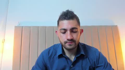 Snapshot of jcdq_ chatting on February 4, 12:44 pm all public online show from February 4, 12:44 pm