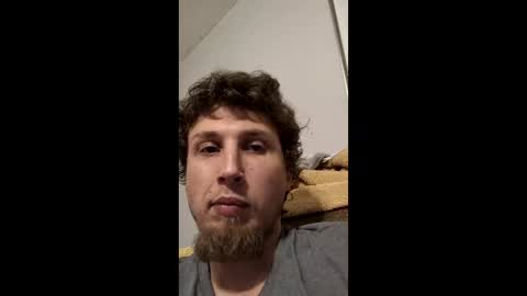 Snapshot of jchamb327010 chatting on April 16, 2:01 am jchamb327010 online show from April 16, 2:01 am