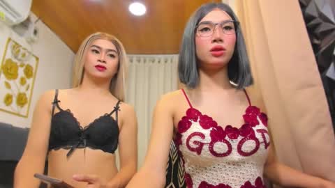 Snapshot of jchugecock chatting on December 20, 7:43 pm jchugecock online show from December 20, 7:43 pm