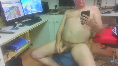 jdegroot7 online show from November 27, 7:05 pm