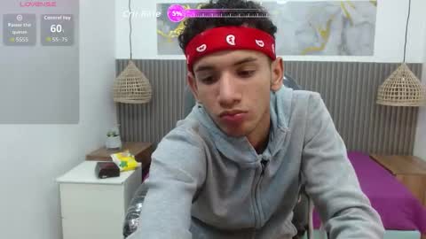 Snapshot of jdwhite18 chatting on February 15, 4:31 am jdwhite18 online show from February 15, 4:31 am