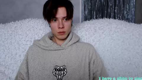 Angel online show from March 2, 12:57 am