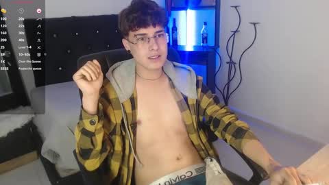 Snapshot of jeam_hot chatting on October 4, 10:08 pm jeam_hot online show from October 4, 10:08 pm