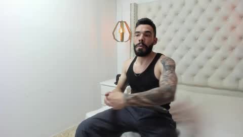 JEAN online show from April 13, 8:25 pm