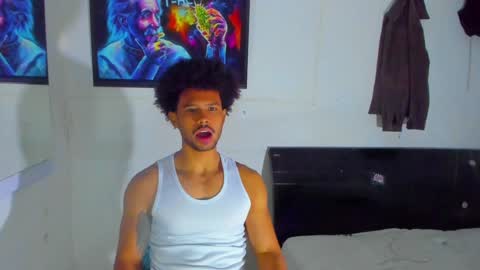 Snapshot of jean_sexman2 chatting on February 5, 2:19 am jean_sexman2 online show from February 5, 2:19 am