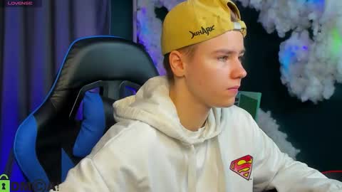 jean_wilsons online show from September 15, 10:15 am