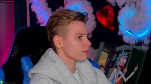 jean_wilsons online show from February 21, 11:11 am