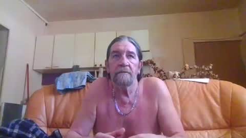 jeanclaude1959 online show from July 1, 9:00 am