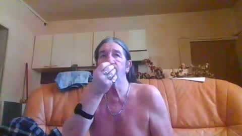 jeanclaude1959 online show from July 6, 7:05 am
