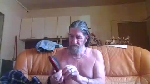 jeanclaude1959 online show from August 6, 9:33 am