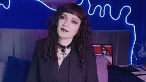 Snapshot of jeannesabatier chatting on June 25, 7:51 pm Jean online show from June 25, 7:51 pm