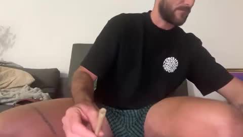 Snapshot of jeannojeanne13 chatting on October 3, 11:24 pm jeannojeanne13 online show from October 3, 11:24 pm