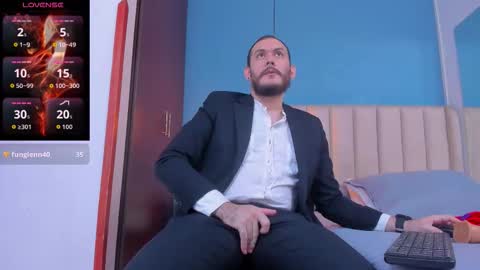 Jeanpiere online show from November 29, 10:57 pm