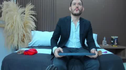 Jeanpiere online show from February 11, 2:27 am