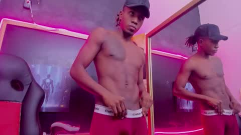 jeanpieroo26 online show from February 8, 3:54 am